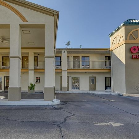 Oyo Hotel Grenada West Exteriér fotografie