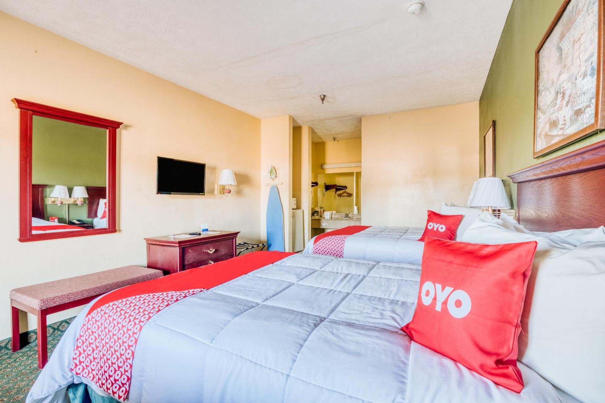 Oyo Hotel Grenada West Exteriér fotografie